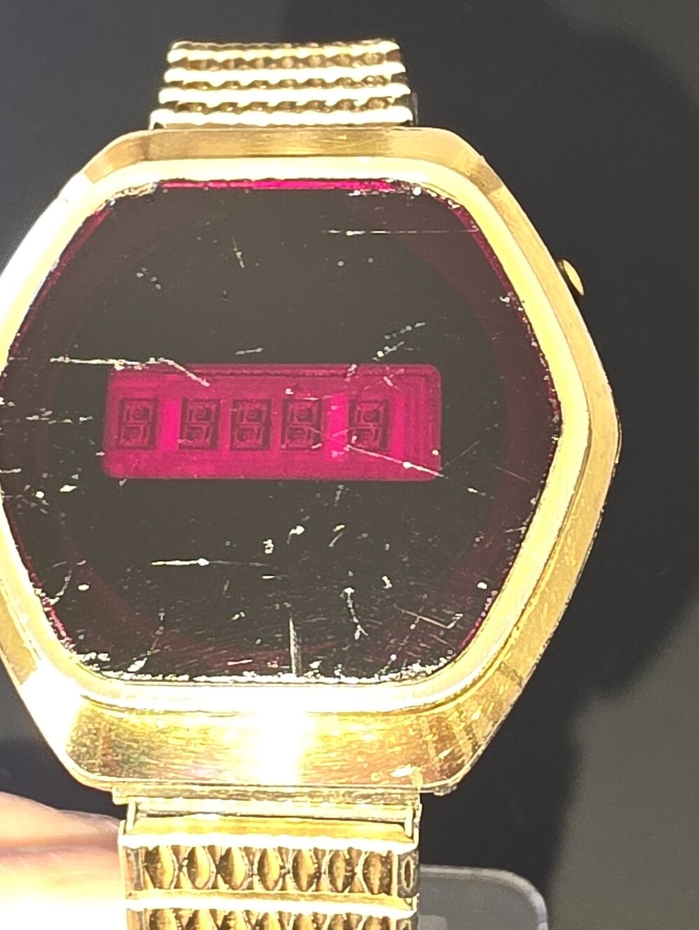 VTG RARE Microsonic Hexagon Red LED Digital 35mm Watch Works - Picture 6 of 12